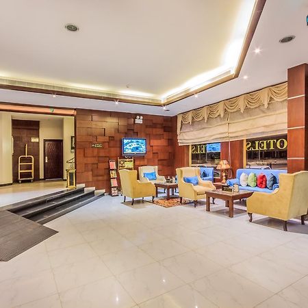 Al Muhaidb King Abdul Aziz - Al Malaz Riyadh Exteriör bild